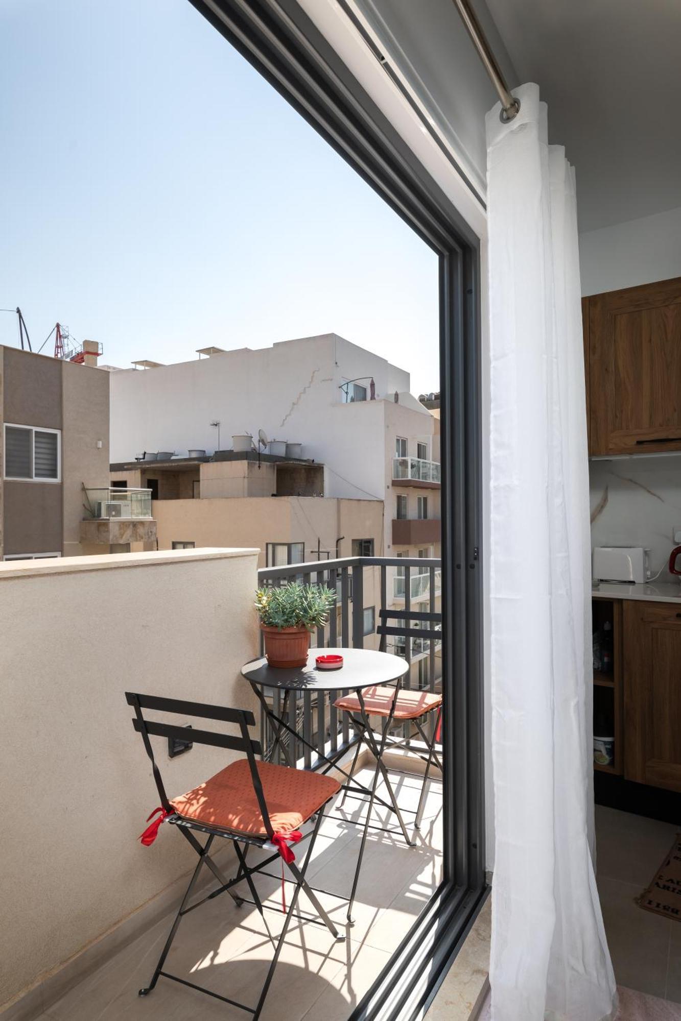 Modern 2Br Stylish Apartment With 2 Balconies - Close To St Julian'S & Sliema & Yacht Marina Pieta Экстерьер фото
